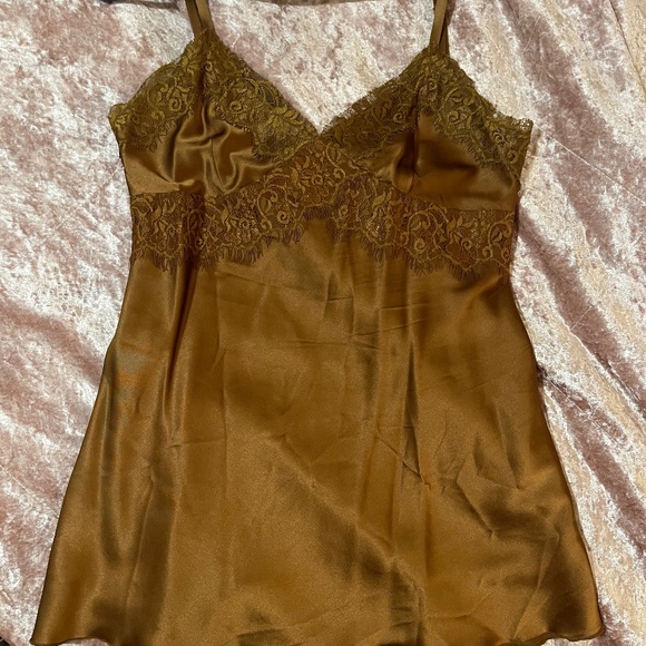 Silk Lace Trim Camisole Like New from Express Design Studio - Picture 1 of 2